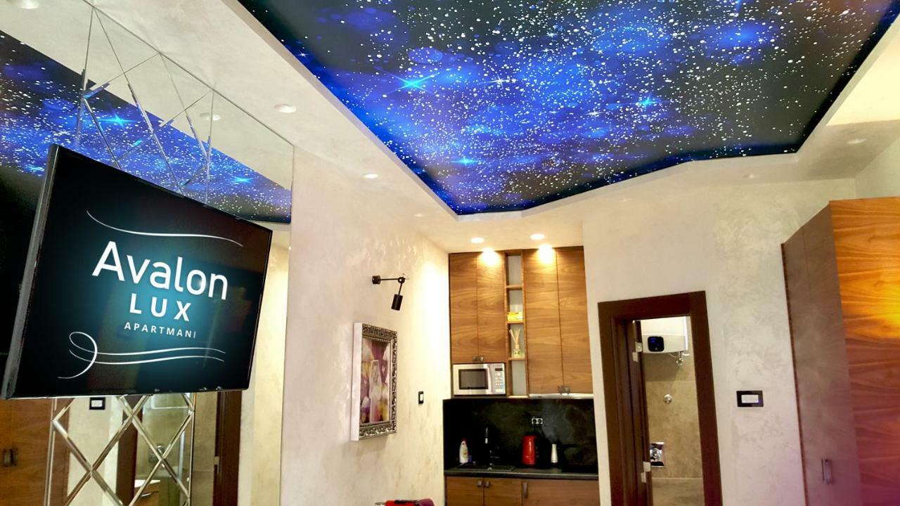 Avalon Lux Studio Apartment نوفي ساد المظهر الخارجي الصورة